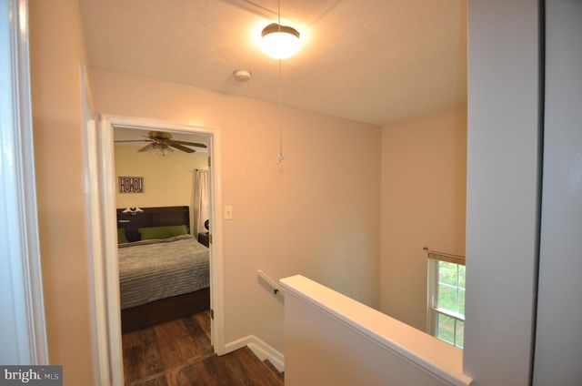 940 GAMING SQ, Hampstead, MD 21074