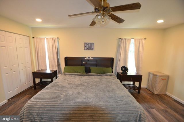 940 GAMING SQ, Hampstead, MD 21074