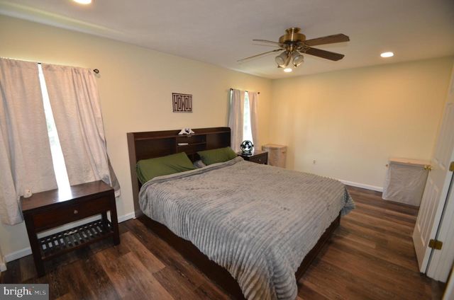940 GAMING SQ, Hampstead, MD 21074