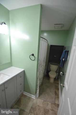940 GAMING SQ, Hampstead, MD 21074
