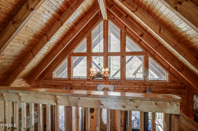 223 Black Bear Ridge, Roan Mountain, TN 37687
