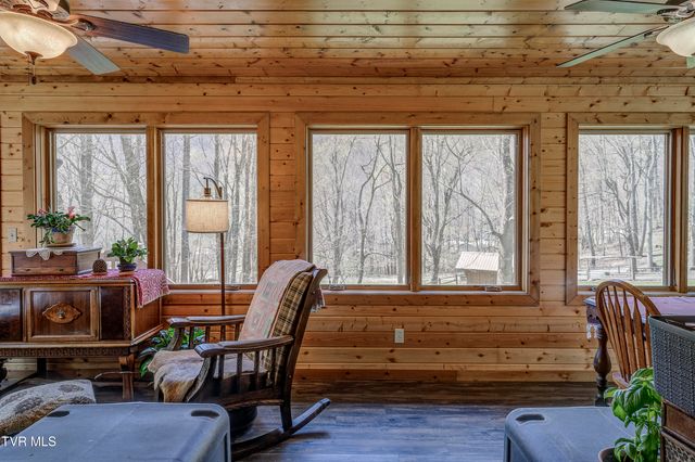 223 Black Bear Ridge, Roan Mountain, TN 37687