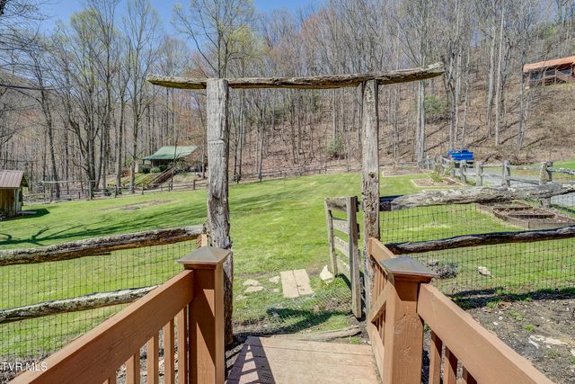 223 Black Bear Ridge, Roan Mountain, TN 37687