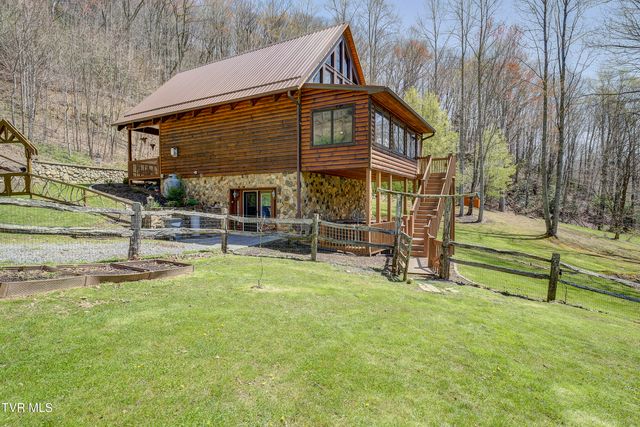 223 Black Bear Ridge, Roan Mountain, TN 37687