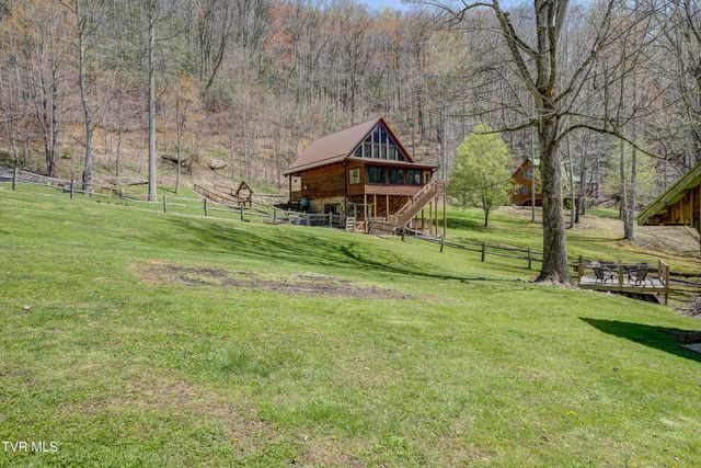 223 Black Bear Ridge, Roan Mountain, TN 37687