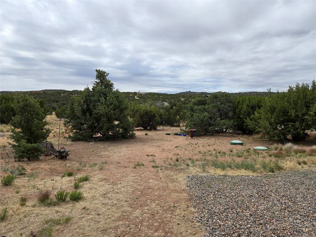 76 Calle Josephina, Santa Fe, NM 87506
