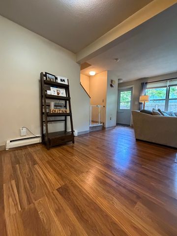 1 Morningside Commons, Brattleboro, VT 05301