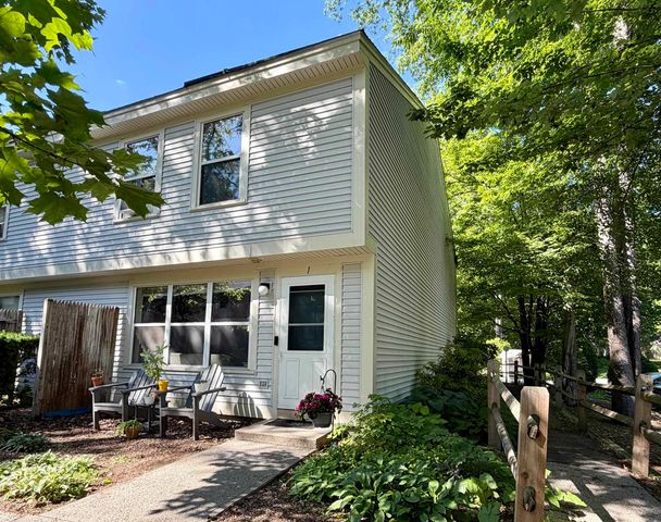 1 Morningside Commons, Brattleboro, VT 05301
