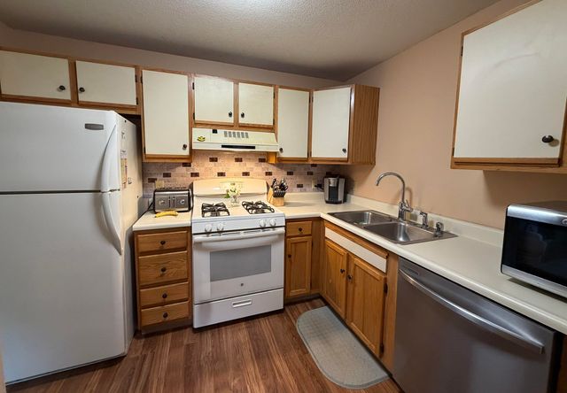 1 Morningside Commons, Brattleboro, VT 05301