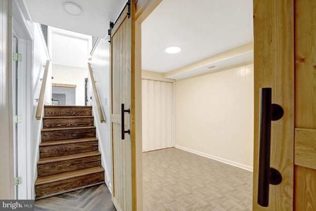 8206 ACKLEY ST, Alexandria, VA 22309