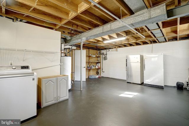 8206 ACKLEY ST, Alexandria, VA 22309