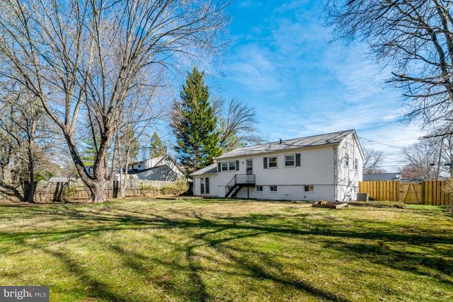 8206 ACKLEY ST, Alexandria, VA 22309