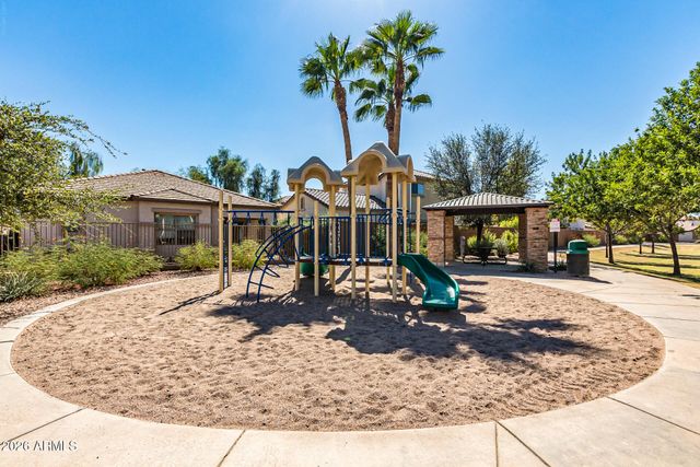 1498 E HOPKINS Road, Gilbert, AZ 85295