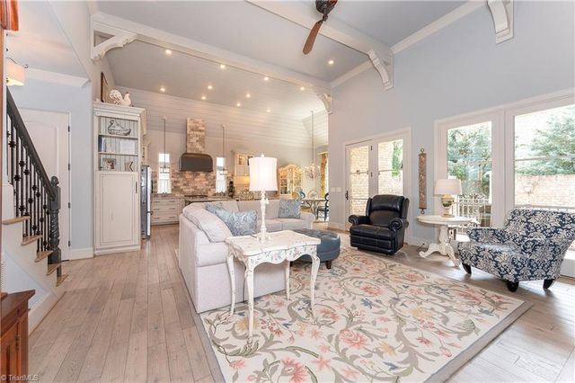 4090 Carriage Manor Cove, Winston-salem, NC 27106