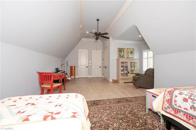 4090 Carriage Manor Cove, Winston-salem, NC 27106