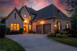 4090 Carriage Manor Cove, Winston-salem, NC 27106