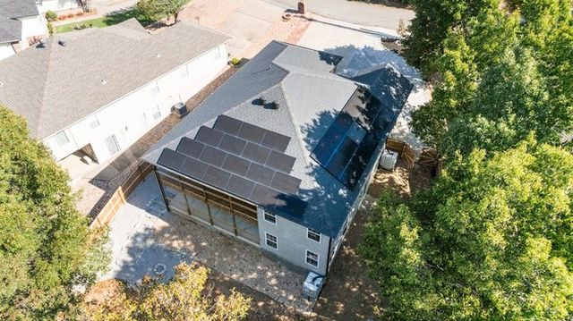 36 Hessle Circle, Bella Vista, AR 72714