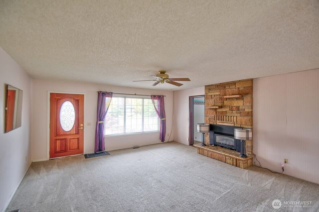 610 N 11th Street, Elma, WA 98541