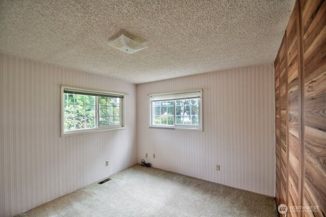 610 N 11th Street, Elma, WA 98541