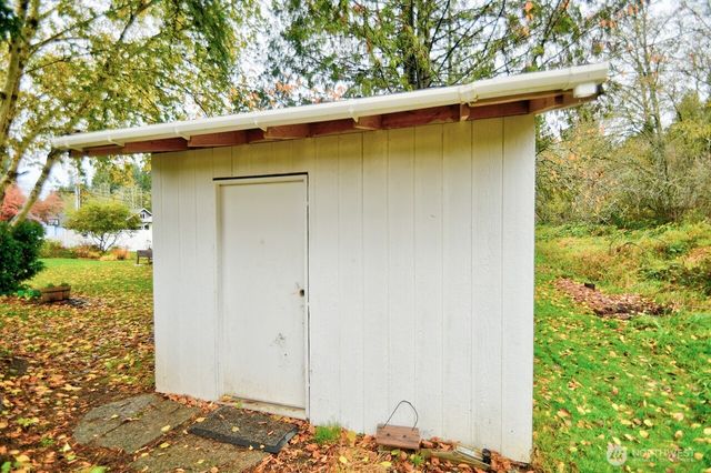 610 N 11th Street, Elma, WA 98541