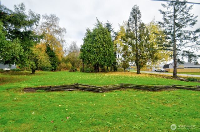 610 N 11th Street, Elma, WA 98541