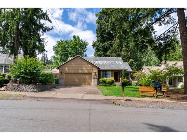 8449 Sw ALDEN St, Portland, OR 97223