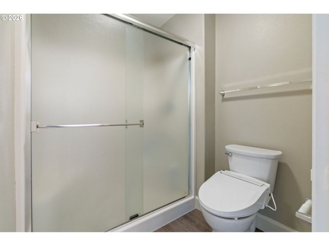 8449 Sw ALDEN St, Portland, OR 97223