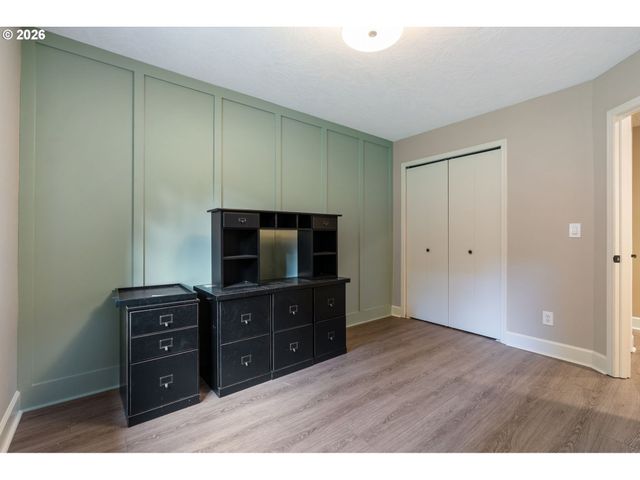 8449 Sw ALDEN St, Portland, OR 97223