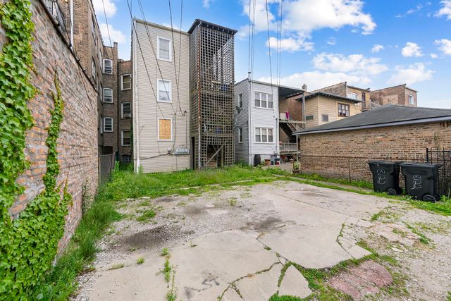 8122 S Evans Avenue, Chicago, IL 60619