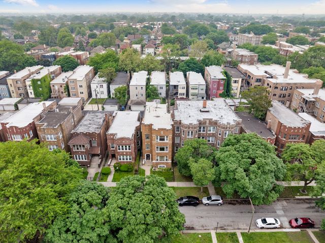 8122 S Evans Avenue, Chicago, IL 60619