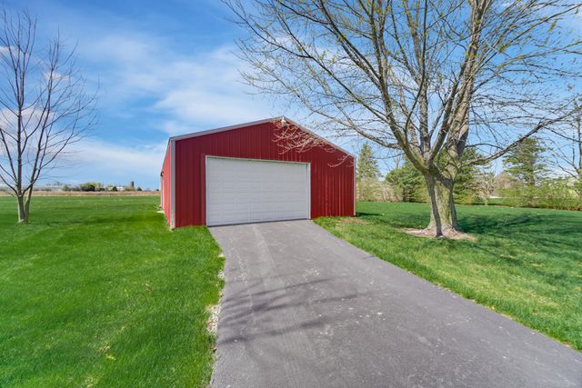 29440 S 104th Avenue, Peotone, IL 60468