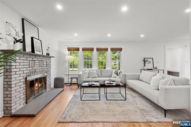 225 Walnut Street, Livingston, NJ 07039