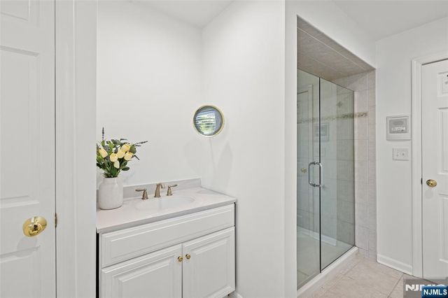 225 Walnut Street, Livingston, NJ 07039