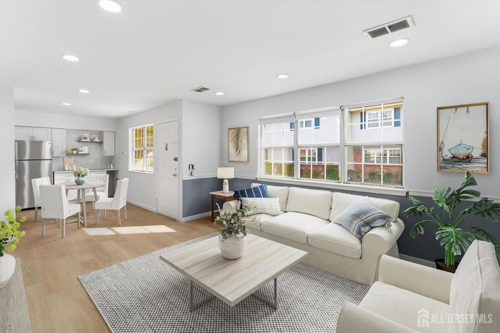 4 Hawaii Court B, Old Bridge, NJ 07747