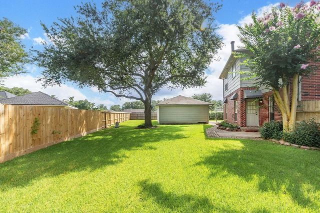 702 E Haven Court, Friendswood, TX 77546