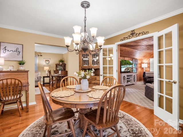 103 Audia Way Drive, Zirconia, NC 28790