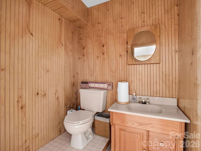 103 Audia Way Drive, Zirconia, NC 28790