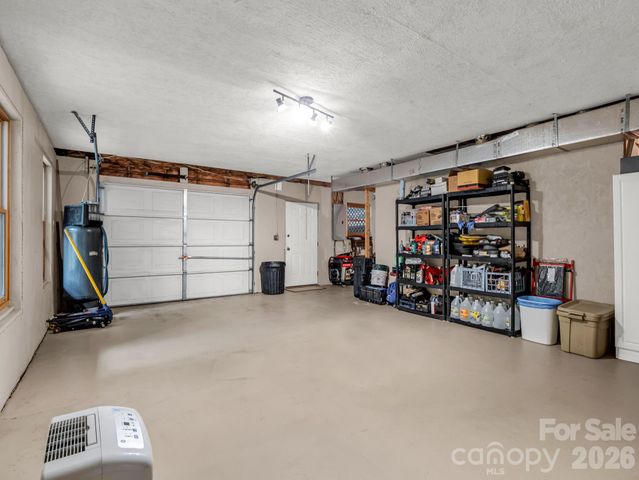 103 Audia Way Drive, Zirconia, NC 28790