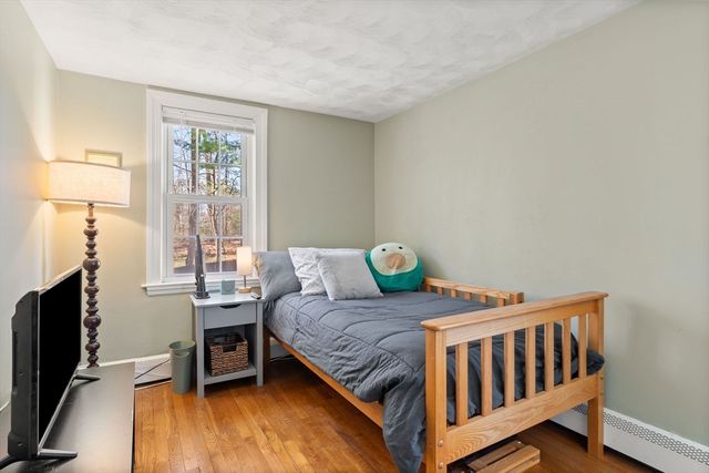 14 Lake Drive, Hamilton, MA 01982