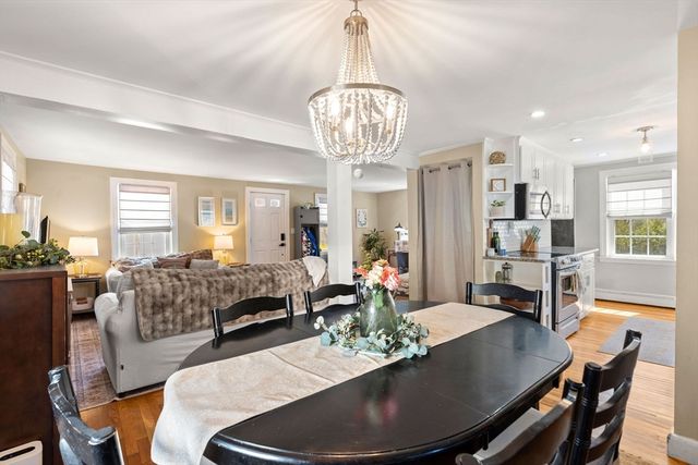 14 Lake Drive, Hamilton, MA 01982