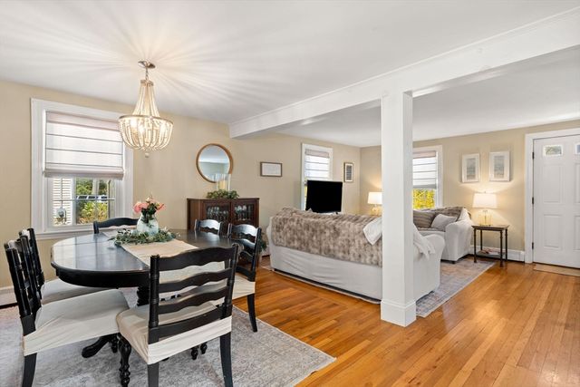 14 Lake Drive, Hamilton, MA 01982