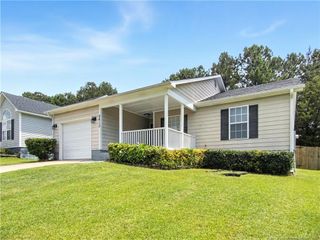 2613 Cameron Woods Lane, Fayetteville, NC 28306