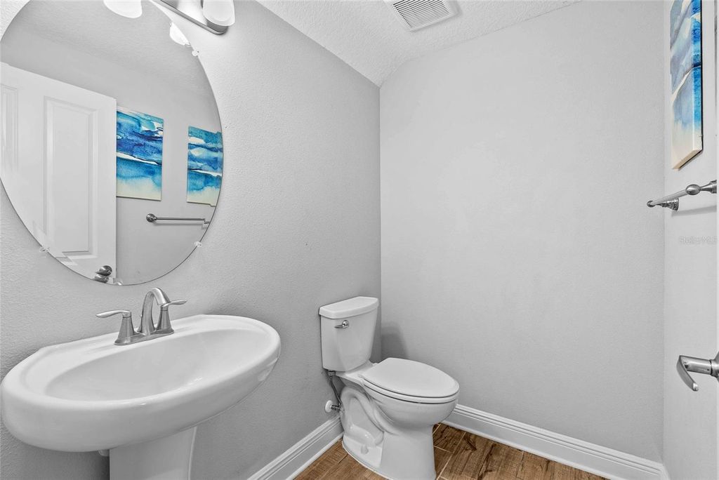 Image 15 of property listing at 7430 71ST AVENUE N, Pinellas Park, FL 33781