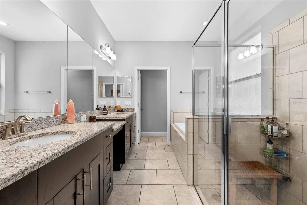 Image 19 of property listing at 7430 71ST AVENUE N, Pinellas Park, FL 33781