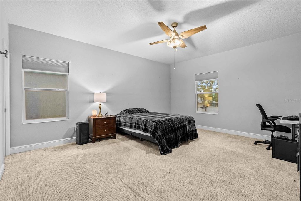 Image 32 of property listing at 7430 71ST AVENUE N, Pinellas Park, FL 33781