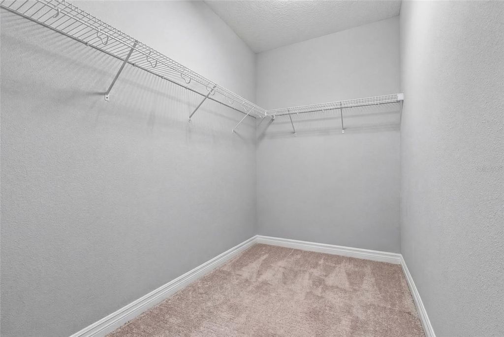 Image 36 of property listing at 7430 71ST AVENUE N, Pinellas Park, FL 33781