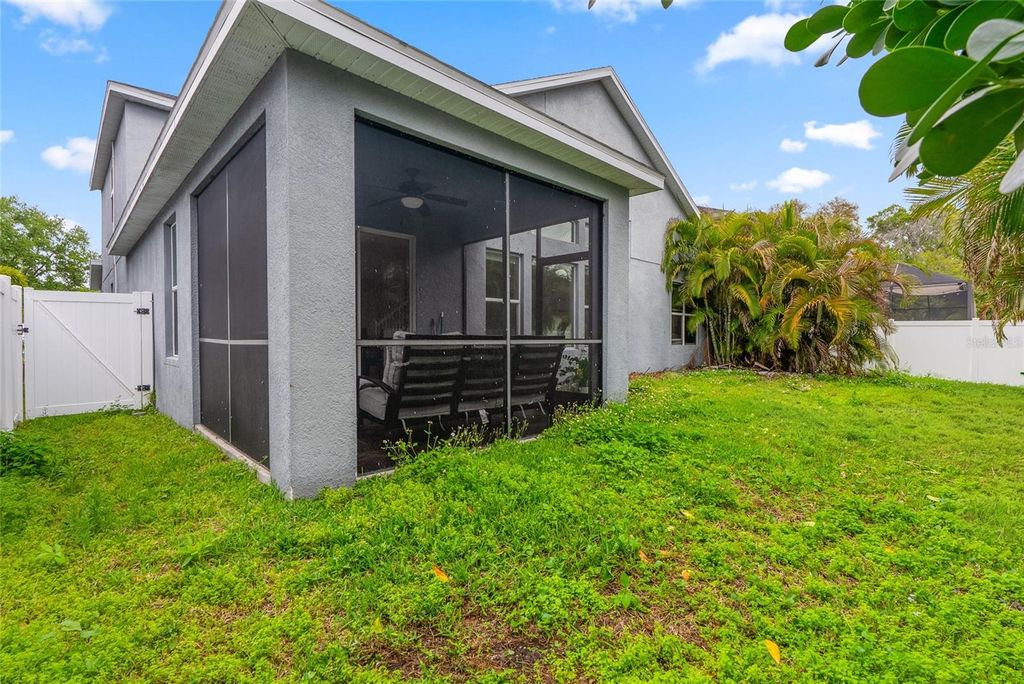 Image 40 of property listing at 7430 71ST AVENUE N, Pinellas Park, FL 33781