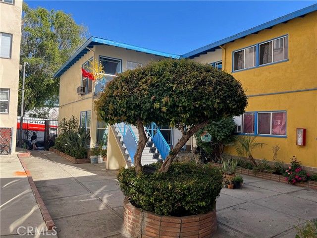 517 Loma, Los Angeles, CA 90017