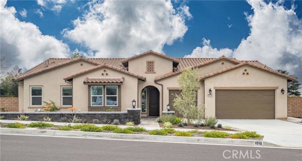 1010 Juniper, Glendora, CA 91741