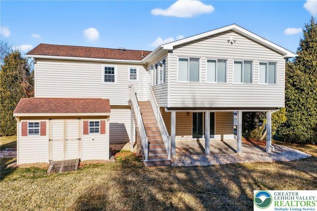 386 Johnston Drive, Bethlehem City, PA 18015